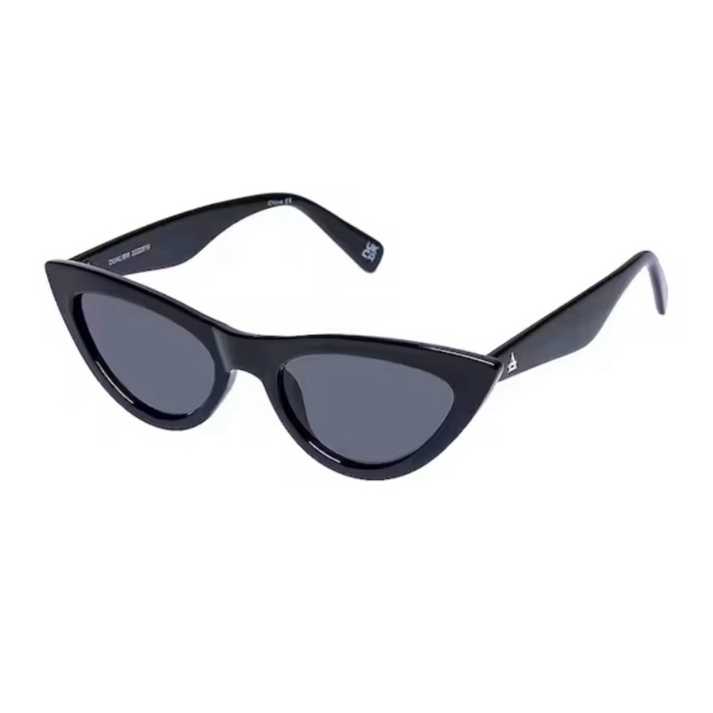AIRE/Revolve Dualism Cat Eye Sunglasses in Black